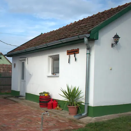 Apartment Abranyi Nyirfas *