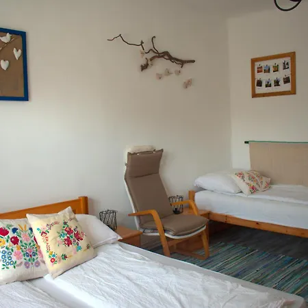 Abranyi Nyirfas Apartment *