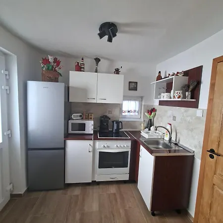 Abranyi Nyirfas Apartment Nyirabrany